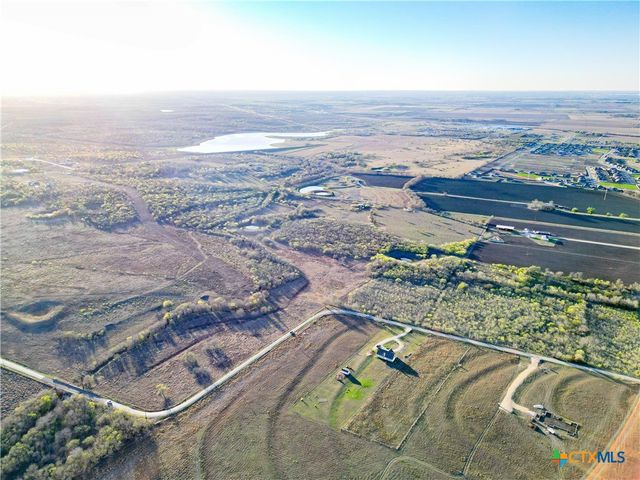 405 Black Ankle Road, Lockhart, TX 78644