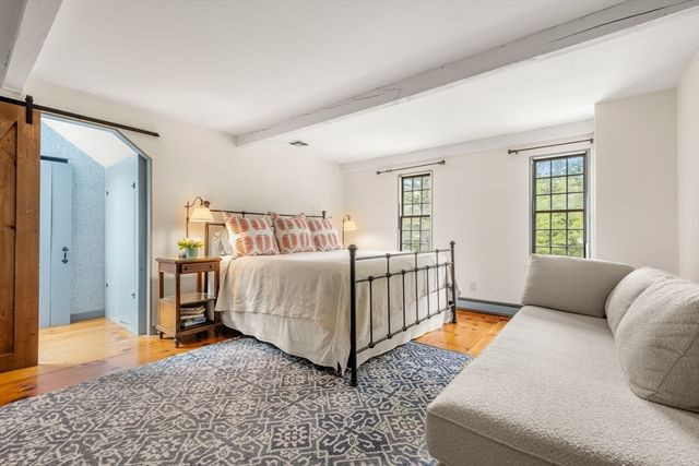 41 Longmeadow Road, Wellesley, MA 02482