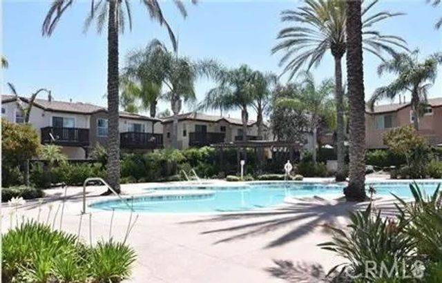 39304 Flamingo Bay Lane C, Murrieta, CA 92563