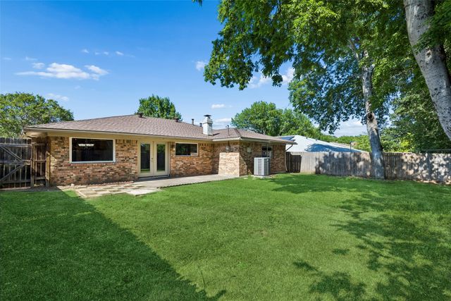 2100 Sandy Lane, Irving, TX 75060