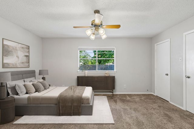 2100 Sandy Lane, Irving, TX 75060