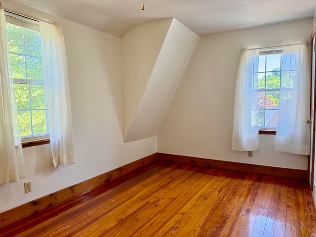 97 Concord Way, Portsmouth, NH 03801