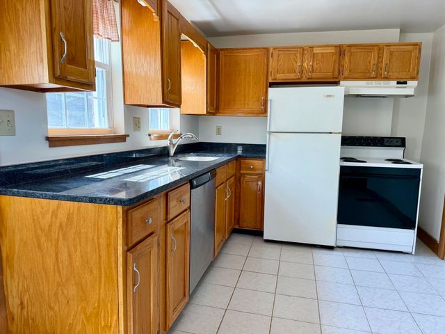 97 Concord Way, Portsmouth, NH 03801