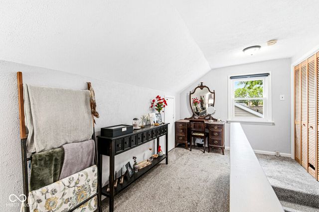 226 N 13th Avenue, Beech Grove, IN 46107