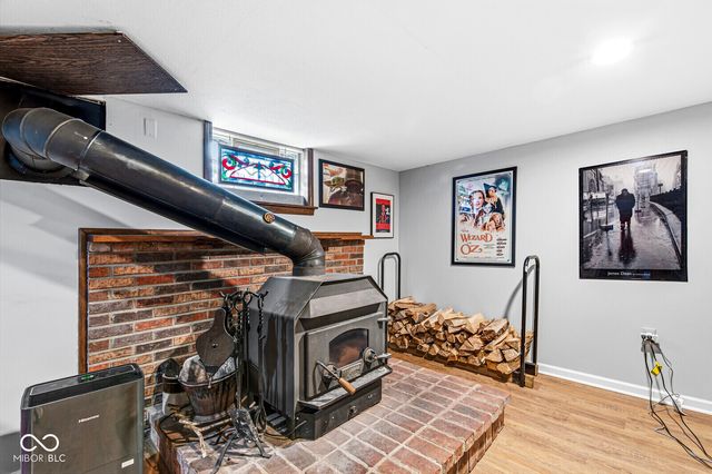 226 N 13th Avenue, Beech Grove, IN 46107