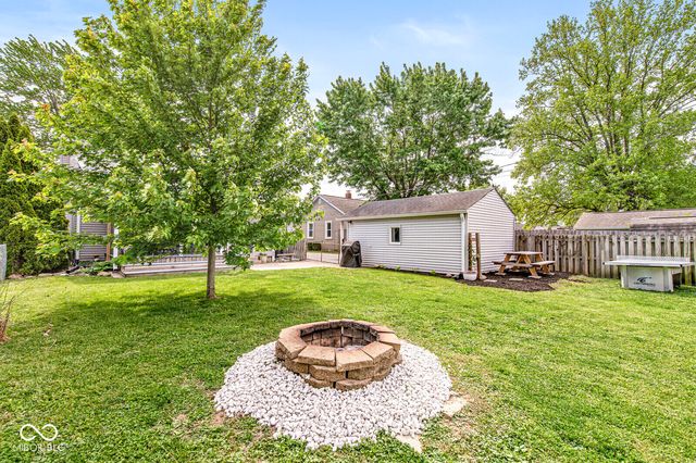 226 N 13th Avenue, Beech Grove, IN 46107