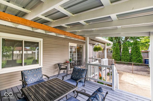 226 N 13th Avenue, Beech Grove, IN 46107