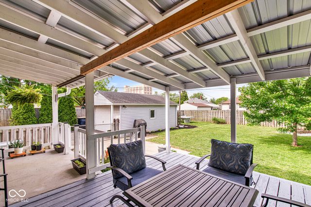 226 N 13th Avenue, Beech Grove, IN 46107