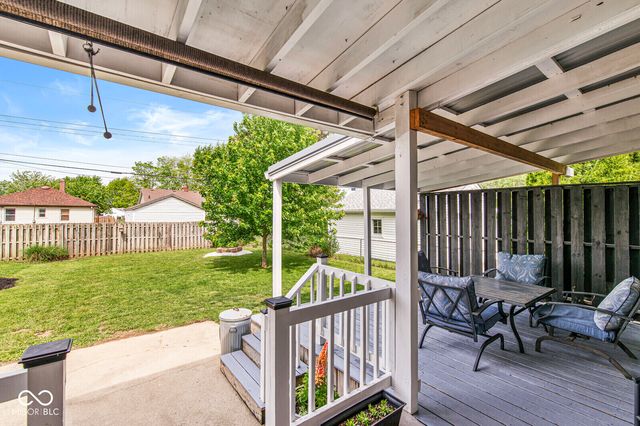 226 N 13th Avenue, Beech Grove, IN 46107
