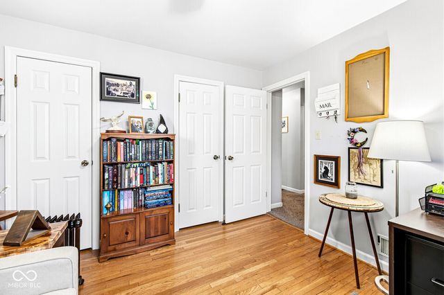 226 N 13th Avenue, Beech Grove, IN 46107
