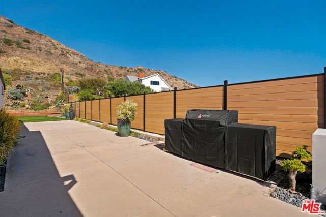 20345 Seaboard Road, Malibu, CA 90265