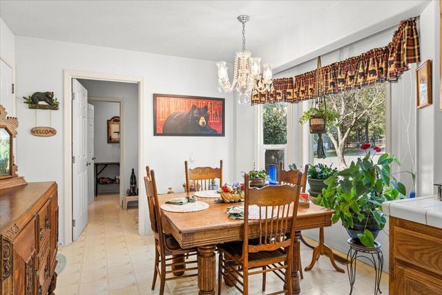 122 Carlos Avenue, Rogue River, OR 97537