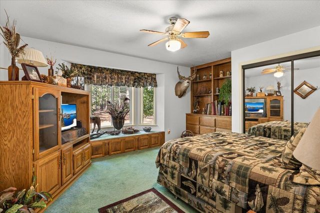 122 Carlos Avenue, Rogue River, OR 97537