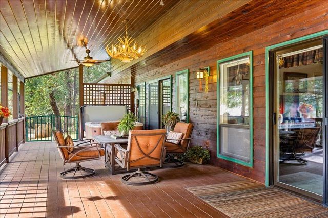 122 Carlos Avenue, Rogue River, OR 97537