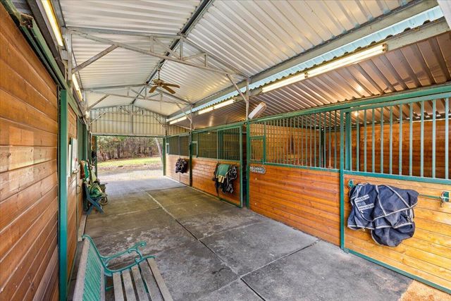 122 Carlos Avenue, Rogue River, OR 97537