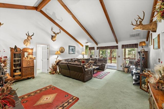 122 Carlos Avenue, Rogue River, OR 97537