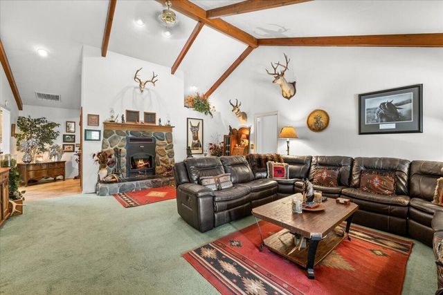 122 Carlos Avenue, Rogue River, OR 97537