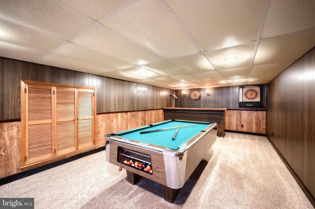 2426 MYERS RD, Spring Grove, PA 17362