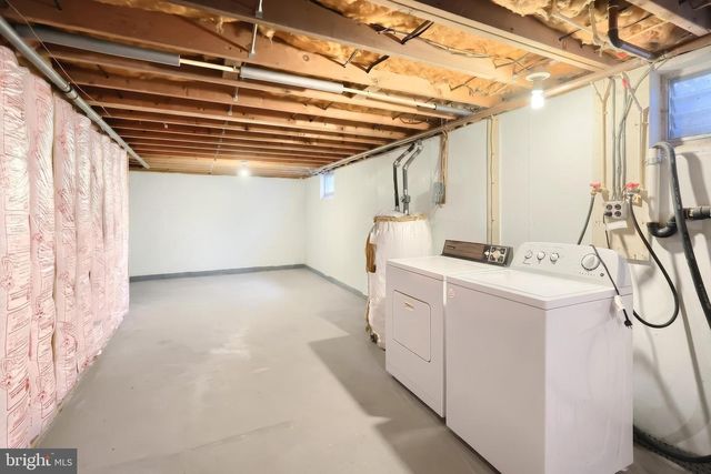 2426 MYERS RD, Spring Grove, PA 17362