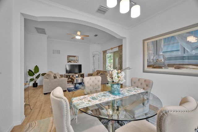 489 SW Talquin Lane, Port St Lucie, FL 34986