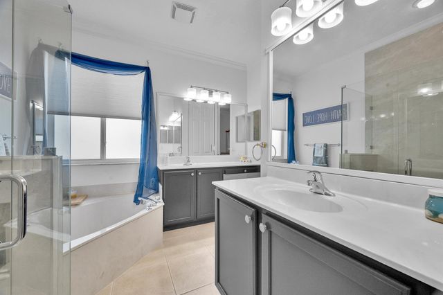 489 SW Talquin Lane, Port St Lucie, FL 34986