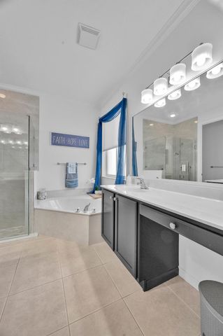 489 SW Talquin Lane, Port St Lucie, FL 34986