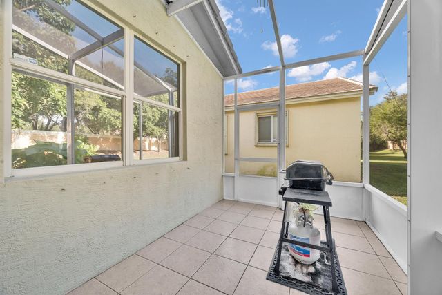 489 SW Talquin Lane, Port St Lucie, FL 34986
