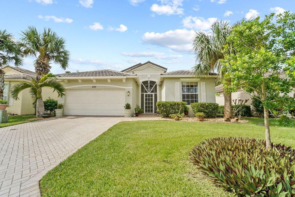 489 SW Talquin Lane, Port St Lucie, FL 34986