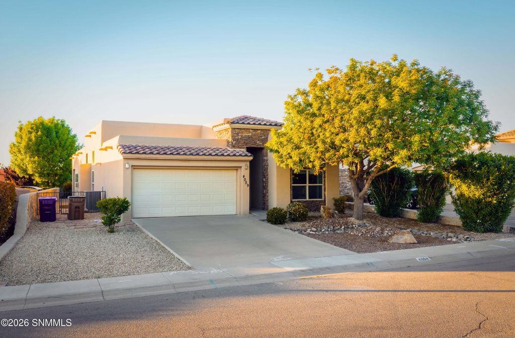 4059 Bella Sierra Court, Las Cruces, NM 88011