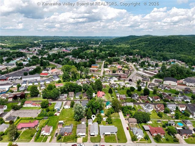 316 Dudding Avenue, Hurricane, WV 25526