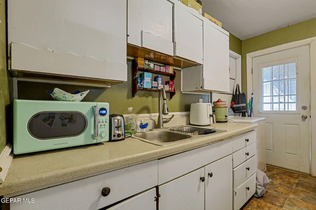 10349 Thor Street, El Paso, TX 79924