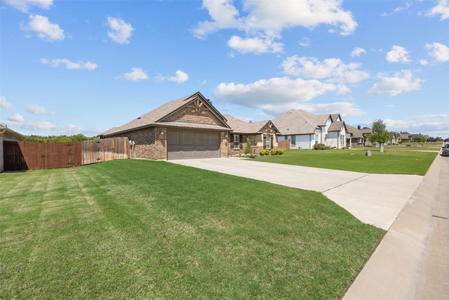 113 Treys Way, Godley, TX 76044