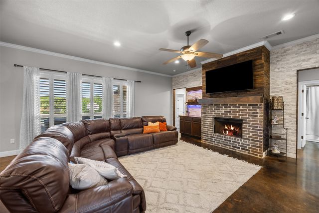 113 Treys Way, Godley, TX 76044