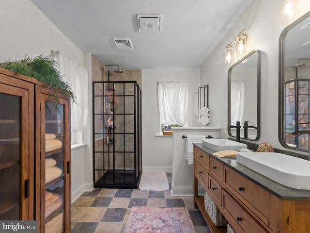 521 MCGRAW LN, Glenmoore, PA 19343