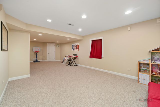 164 Suda Drive, Gurnee, IL 60031
