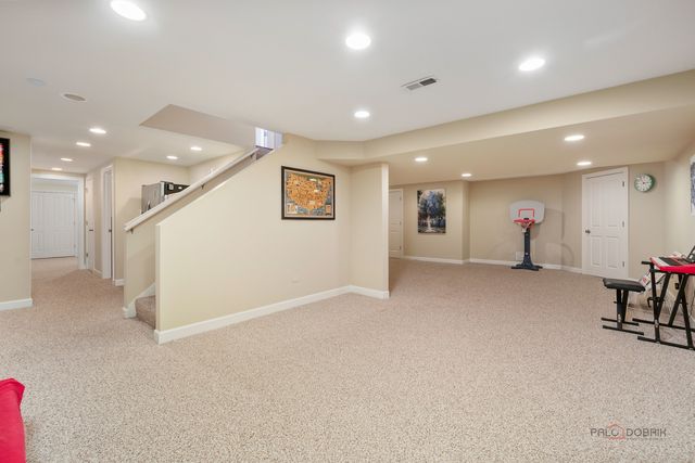164 Suda Drive, Gurnee, IL 60031