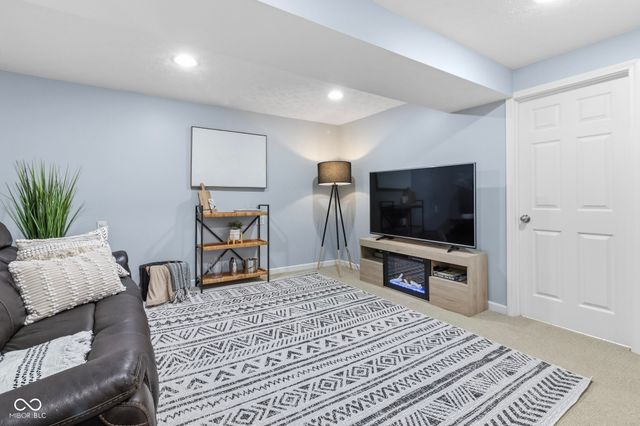 8931 Tanner Drive, Fishers, IN 46038