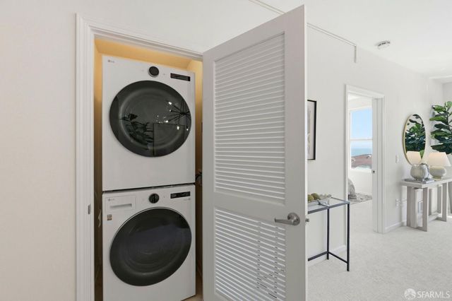 501 Crescent Way 5210, San Francisco, CA 94134