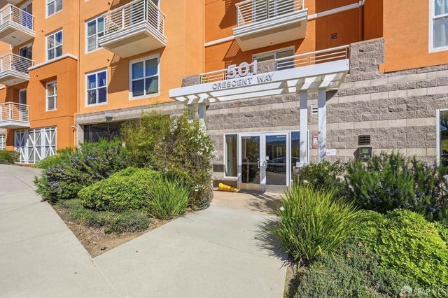 501 Crescent Way 5210, San Francisco, CA 94134