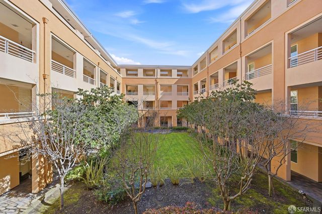 501 Crescent Way 5210, San Francisco, CA 94134