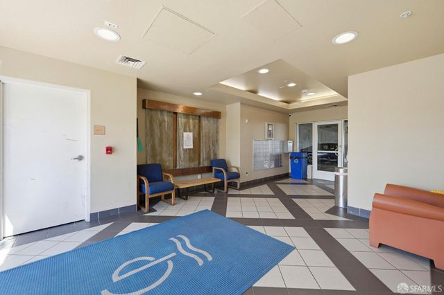 501 Crescent Way 5210, San Francisco, CA 94134