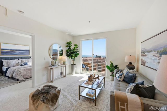 501 Crescent Way 5210, San Francisco, CA 94134