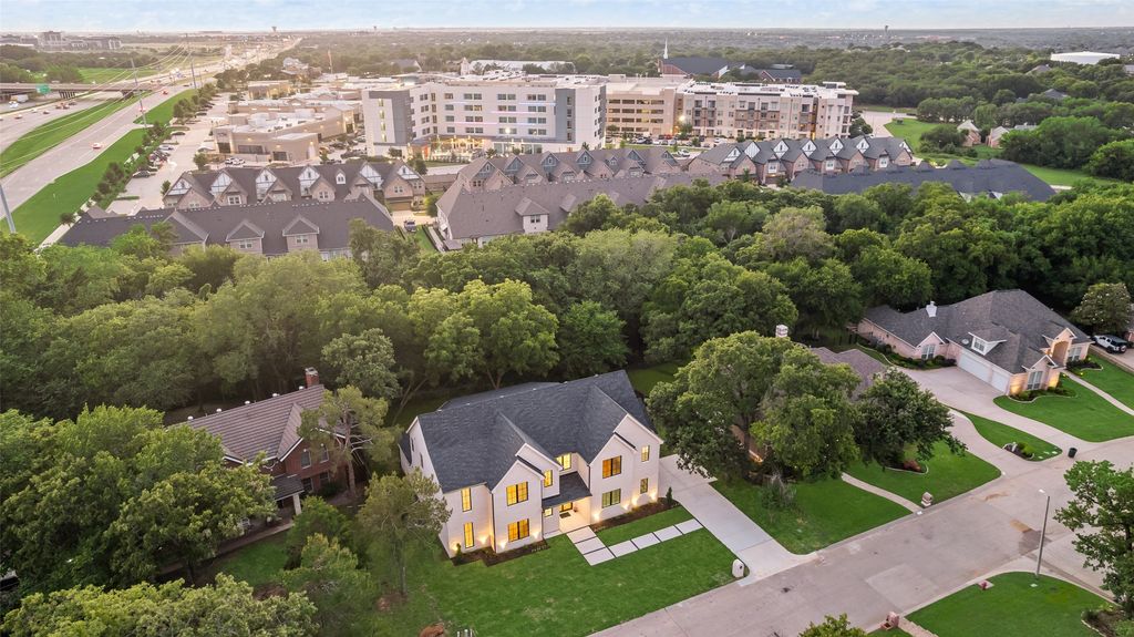 10 Brook Hollow Lane, Trophy Club, TX 76262 — photo 4