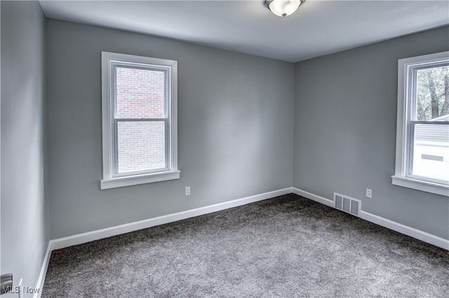 917 Highland Park Boulevard, Lorain, OH 44052