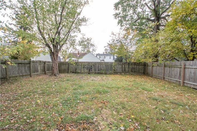 917 Highland Park Boulevard, Lorain, OH 44052