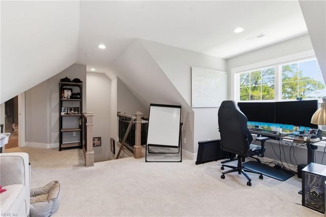 434 Peace Haven DR, Norfolk, VA 23502