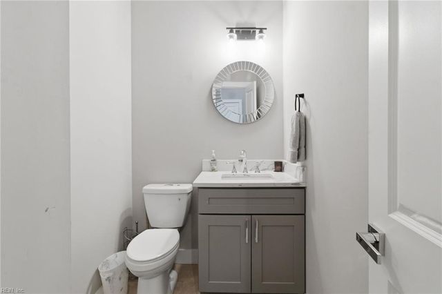 434 Peace Haven DR, Norfolk, VA 23502