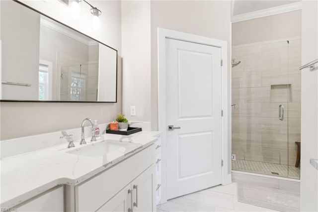 434 Peace Haven DR, Norfolk, VA 23502