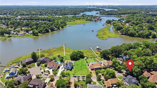 434 Peace Haven DR, Norfolk, VA 23502