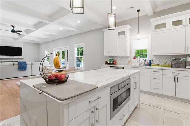 434 Peace Haven DR, Norfolk, VA 23502